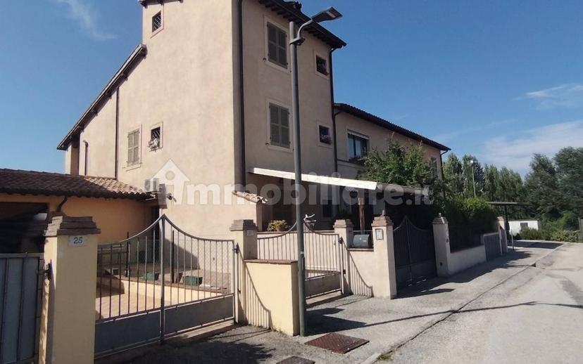 Bilocale via Luigi Einaudi, Castel Ritaldi — foto 6 di 12