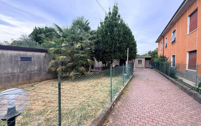 Villa bifamiliare via Raffaello Sanzio 19, Centro, Cavaria con Premezzo — foto 10 di 28