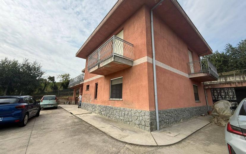 Villa bifamiliare via Don Giovanni Testore 24, Centro, Costigliole d'Asti — foto 4 di 21