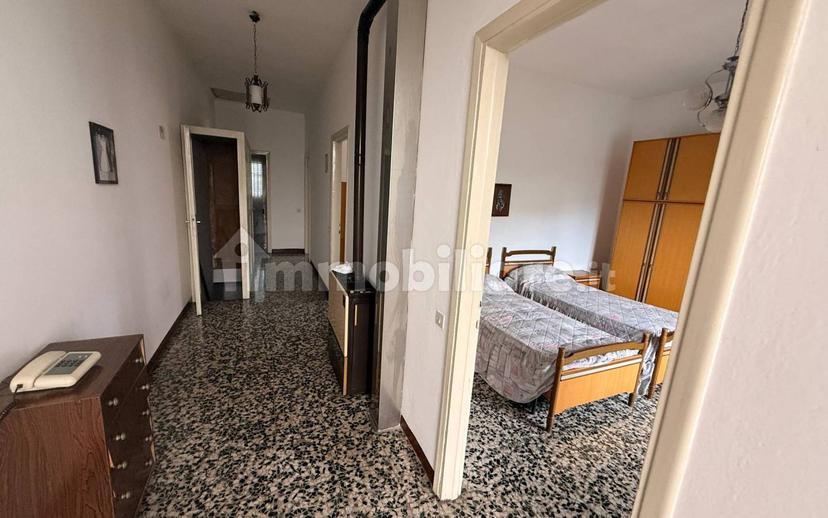 Villa bifamiliare via Raffaello Sanzio 19, Centro, Cavaria con Premezzo — foto 20 di 28