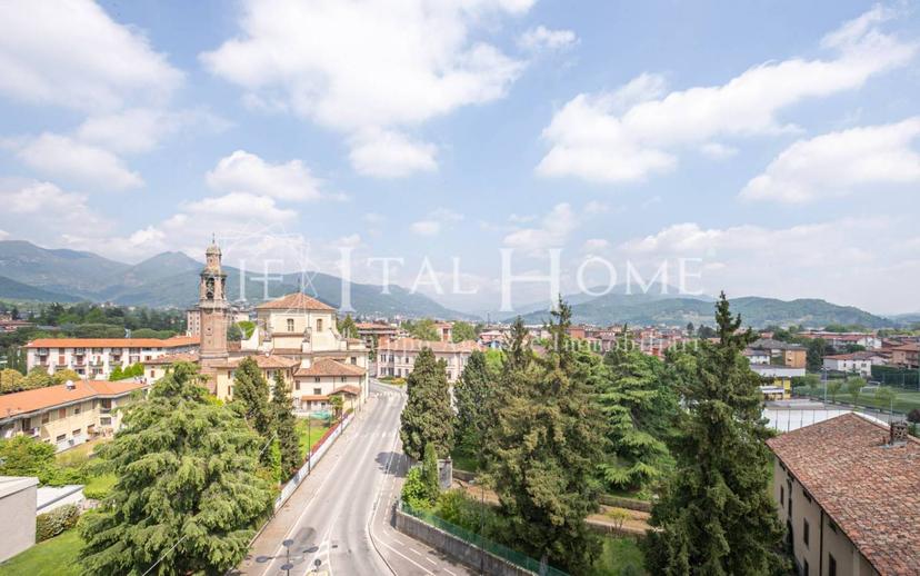 Attico via Silvio Pelico, Redona, Bergamo — foto 8 di 10