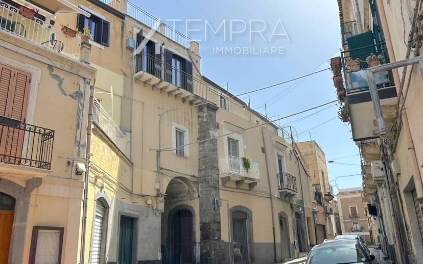 Trilocale via Santa Chiara 11, Adrano — foto 8 di 24