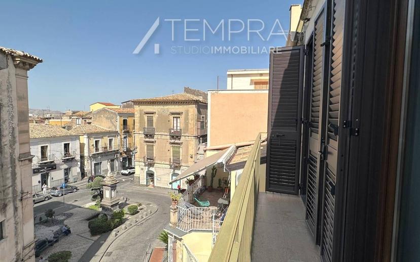 Trilocale via Santa Chiara 11, Adrano — foto 15 di 24