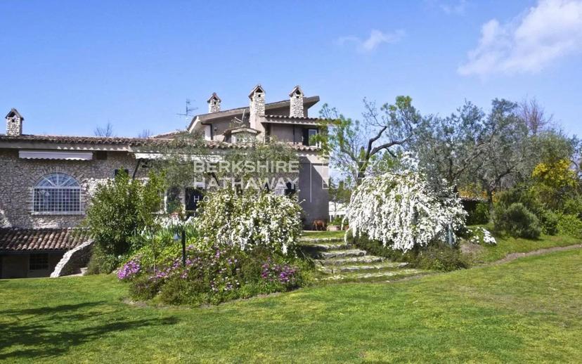 Villa unifamiliare 1250 m², Sessa Aurunca — foto 2 di 25