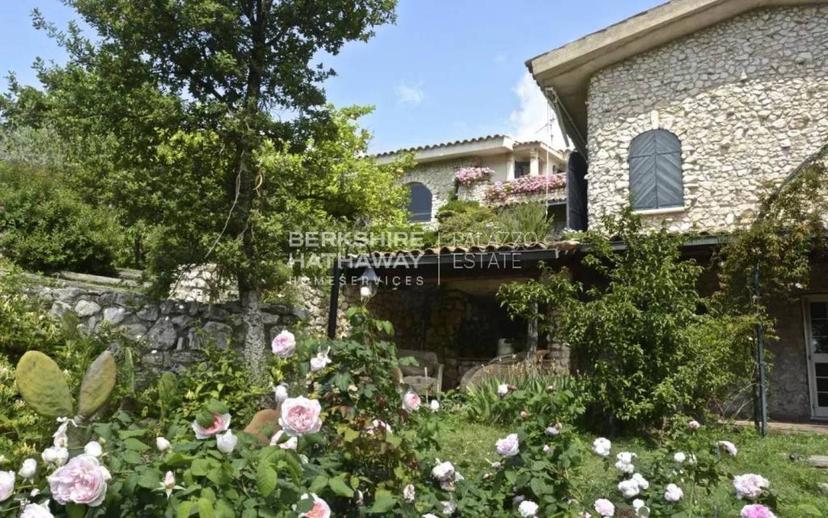 Villa unifamiliare 1250 m², Sessa Aurunca — foto 3 di 25