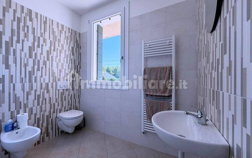 Villa bifamiliare, ottimo stato, 150 m², Centro, Agna