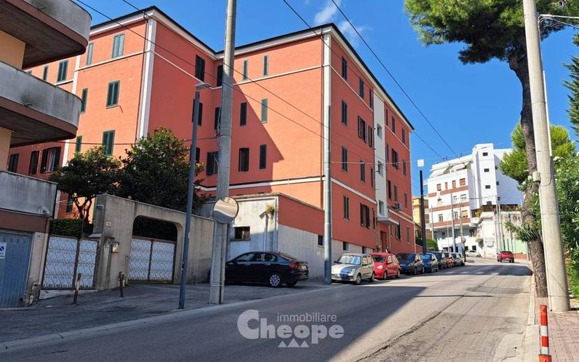 Appartamento via Madonna degli Angeli, Chieti Città, Chieti — foto 4 di 15