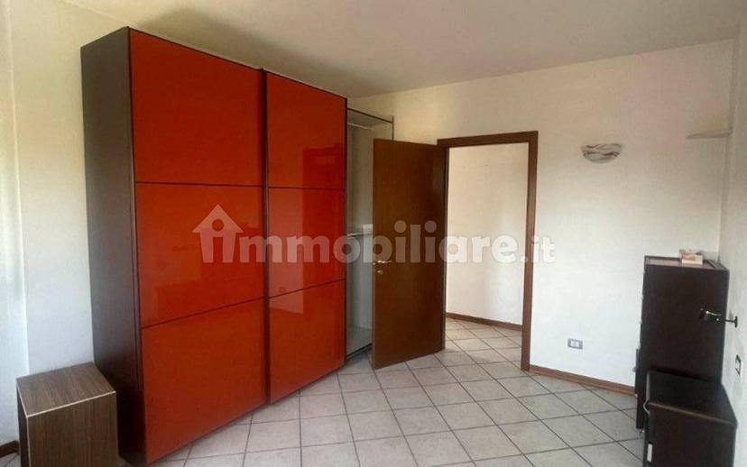Trilocale via Pietro Nenni 11, Vescovato — foto 10 di 17