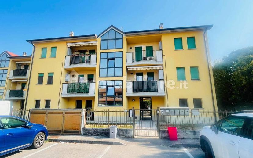 Trilocale via Pietro Nenni 11, Vescovato — foto 7 di 17