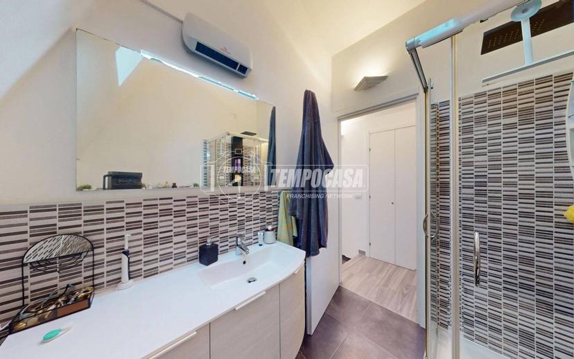 Villa a schiera via Matteotti 39, Bizzarone — foto 8 di 35