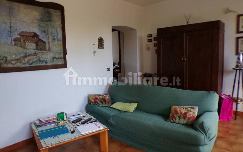 Villa bifamiliare via Giuseppe Garibaldi, Centro, Biandronno — foto 3 di 36