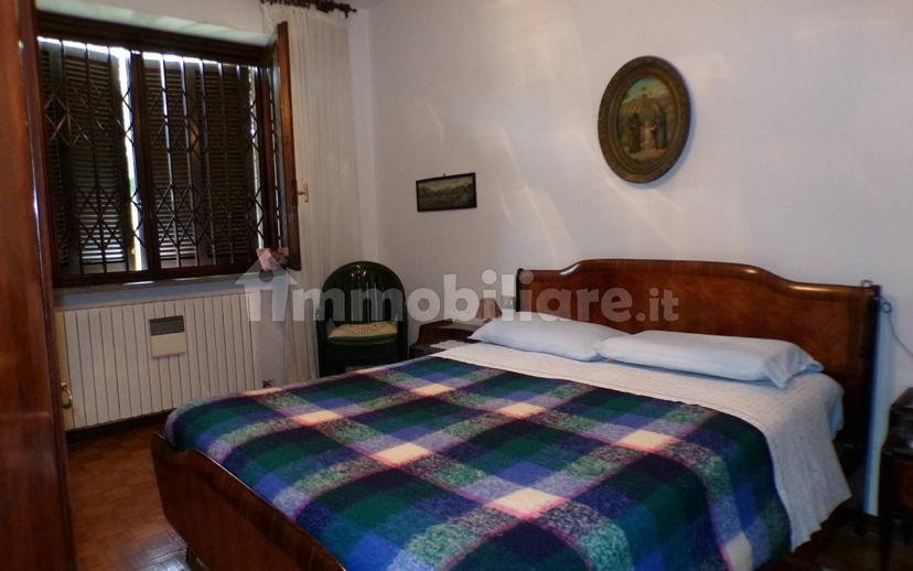 Villa bifamiliare via Giuseppe Garibaldi, Centro, Biandronno — foto 24 di 36