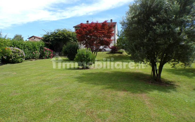 Villa bifamiliare via Giuseppe Garibaldi, Centro, Biandronno — foto 34 di 36
