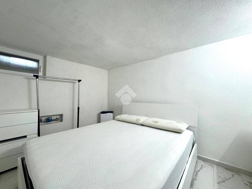 Bilocale via Francesco Bogliolo 5, Centro, Alassio — foto 3 di 14