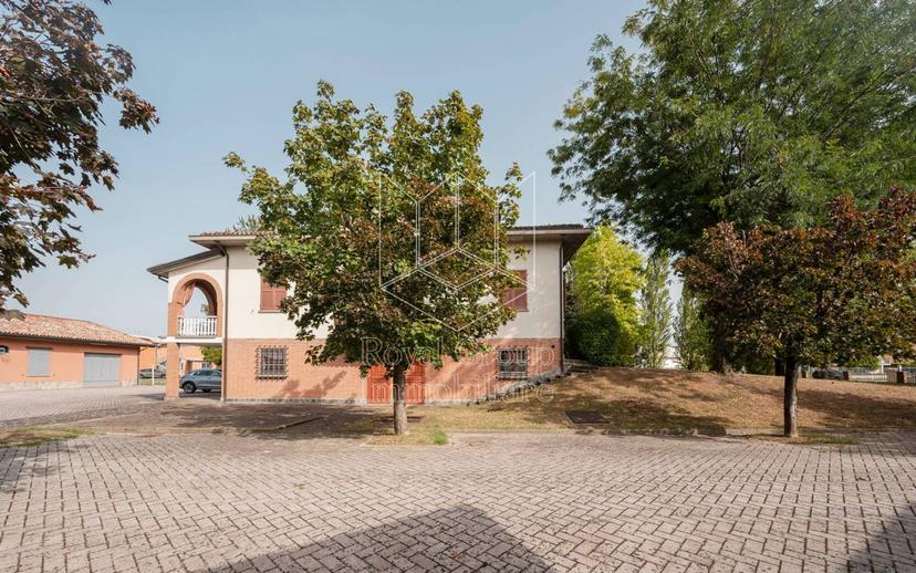 Villa unifamiliare via Dante Alighieri 31, Centro, San Secondo Parmense — foto 4 di 71