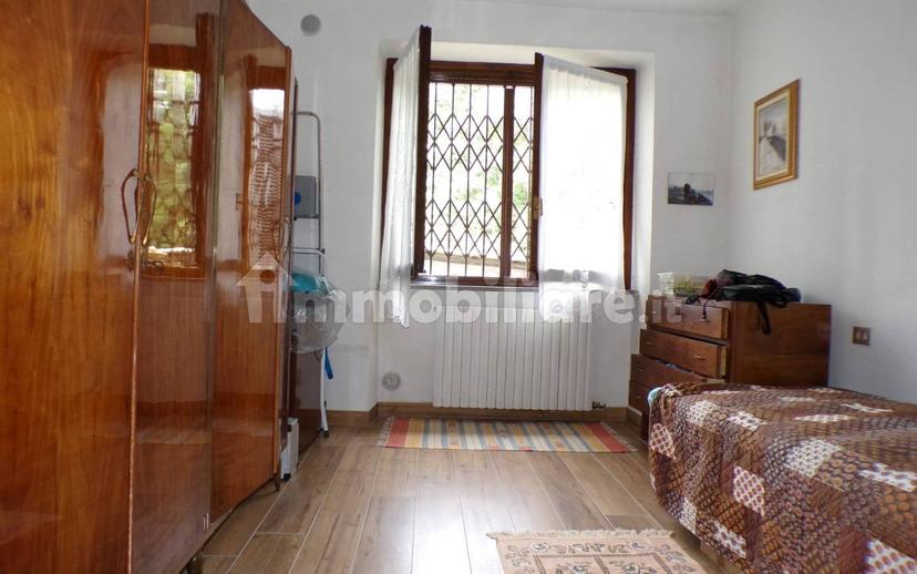 Villa bifamiliare via Giuseppe Garibaldi, Centro, Biandronno — foto 29 di 36