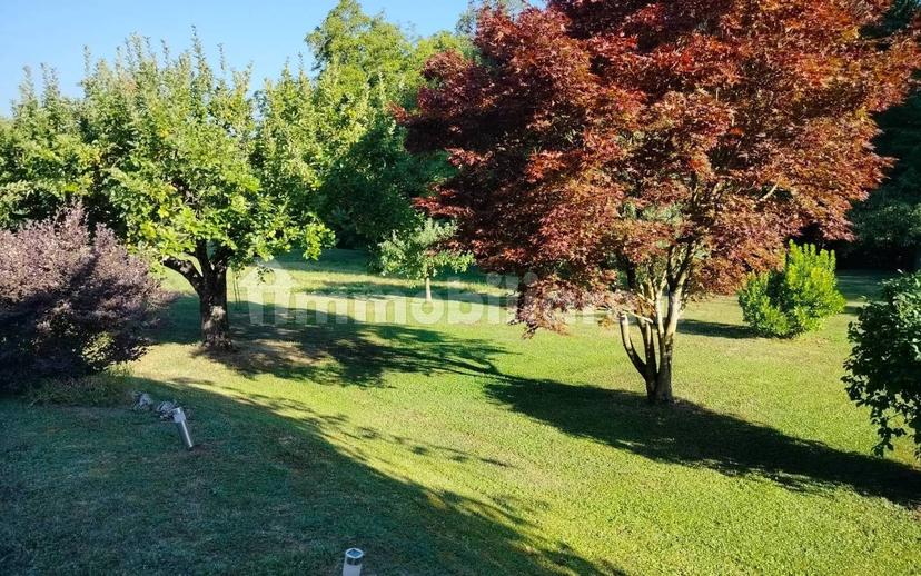 Villa bifamiliare via Giuseppe Garibaldi, Centro, Biandronno — foto 19 di 36