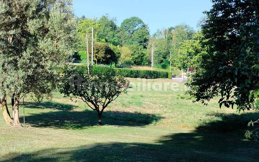 Villa bifamiliare via Giuseppe Garibaldi, Centro, Biandronno — foto 11 di 36