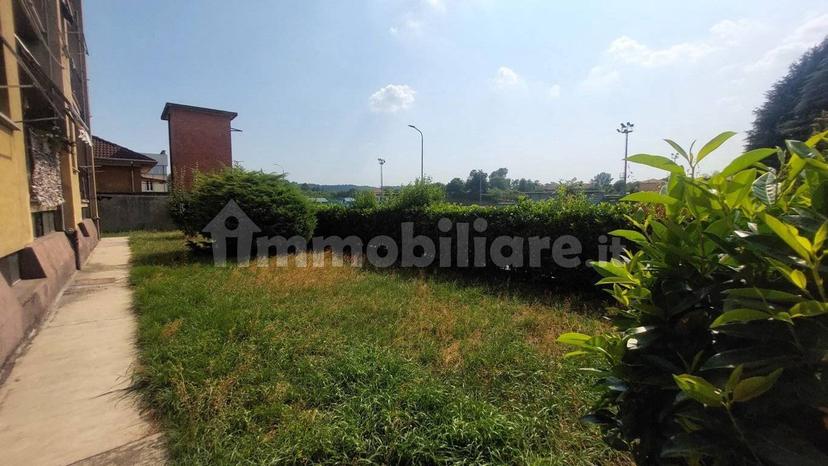 Trilocale via Varallo Pombia 3, Centro, Castelletto Sopra Ticino — foto 15 di 20