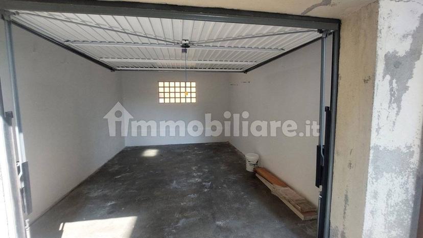 Trilocale via Varallo Pombia 3, Centro, Castelletto Sopra Ticino — foto 18 di 20