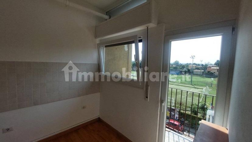 Trilocale via Varallo Pombia 3, Centro, Castelletto Sopra Ticino — foto 11 di 20
