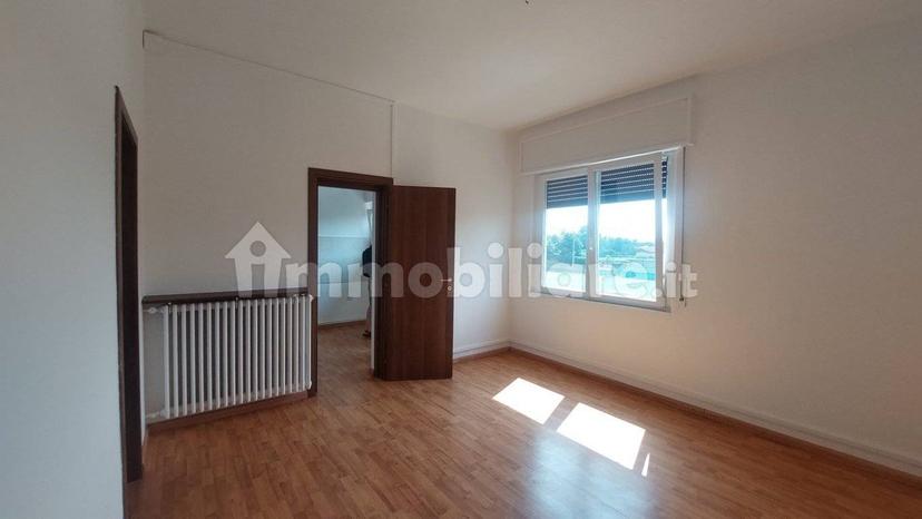 Trilocale via Varallo Pombia 3, Centro, Castelletto Sopra Ticino — foto 19 di 20