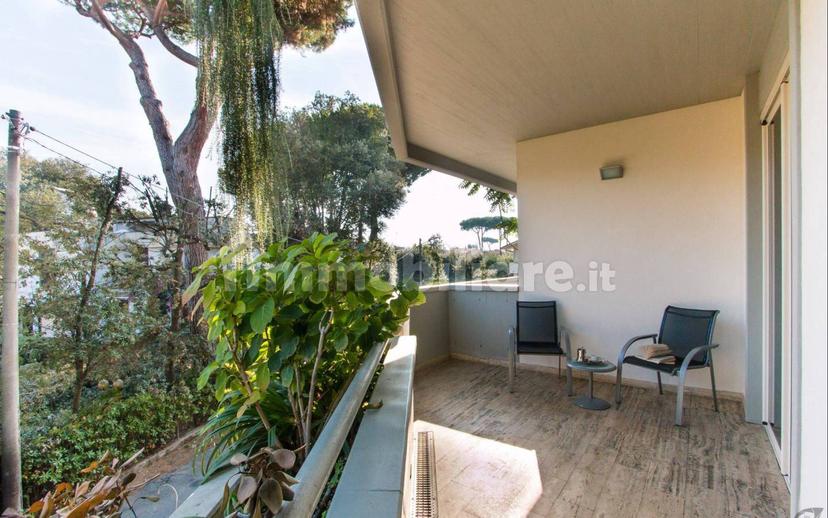 Bilocale via Giovanni Pascoli 58, Pietrasanta — foto 3 di 12