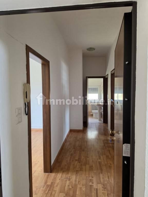 Trilocale via Varallo Pombia 3, Centro, Castelletto Sopra Ticino — foto 10 di 20