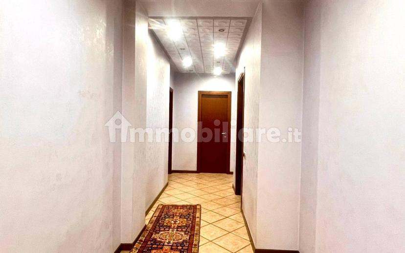 Stanza singola viale Roma 18, Novara