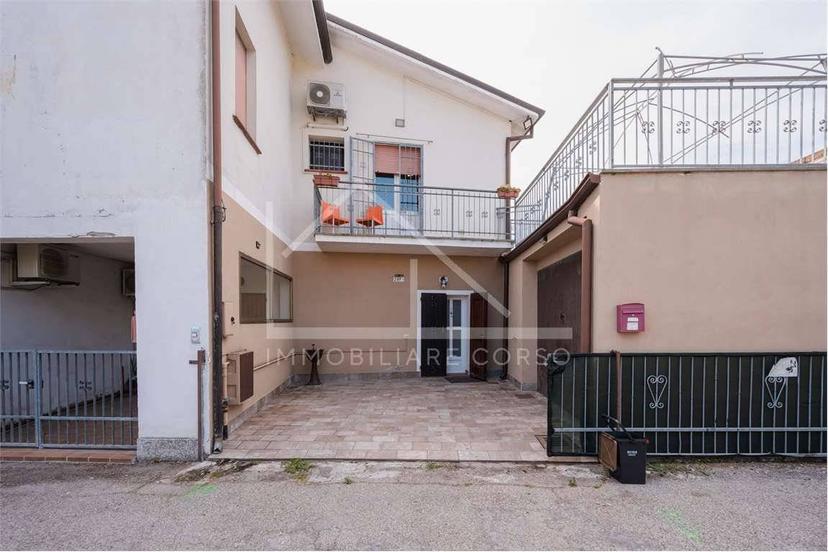 Terratetto unifamiliare via Martiri, 249, Fossa, Concordia sulla Secchia — foto 14 di 30