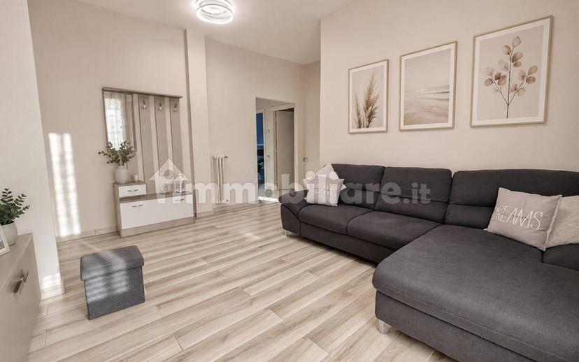 Appartamento via Sante Tani, San Giovanni Valdarno — foto 12 di 27