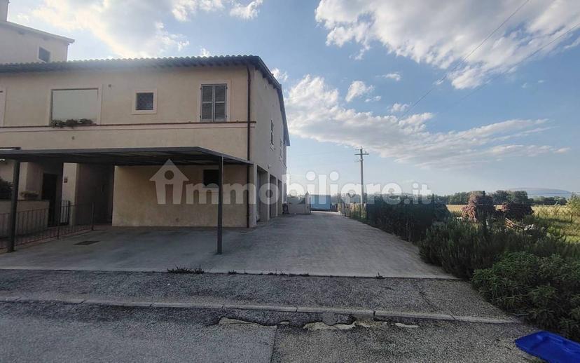 Bilocale via Luigi Einaudi, Castel Ritaldi — foto 8 di 12