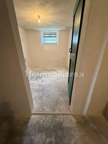 Bilocale via Xxv Aprile, 8, Centro, Carnago — foto 14 di 23