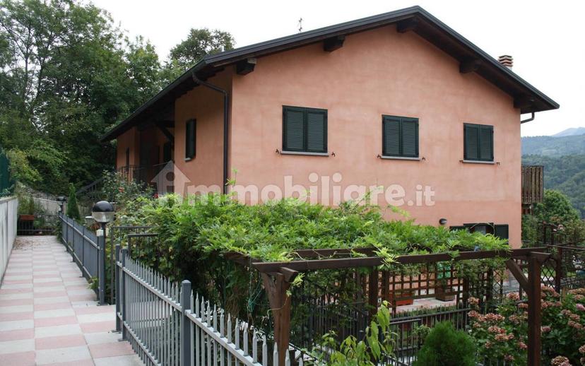 Bilocale via Santi Nazaro e Celso, Alta Valle Intelvi — foto 10 di 15