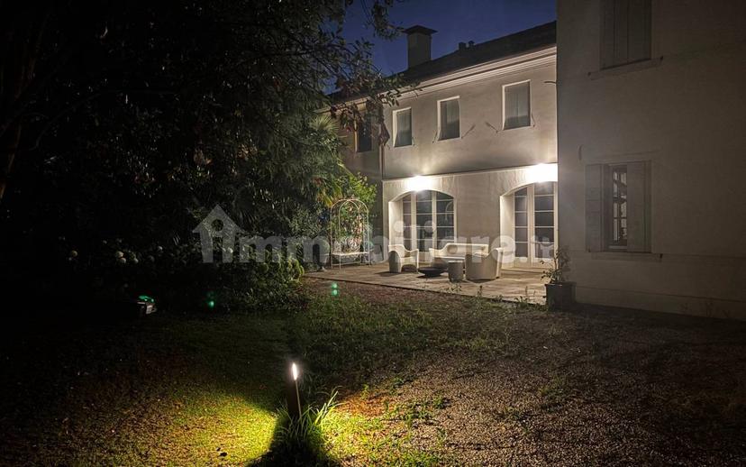Villa unifamiliare viale Monte Grappa, Eden - Tribunale, Treviso — foto 2 di 6