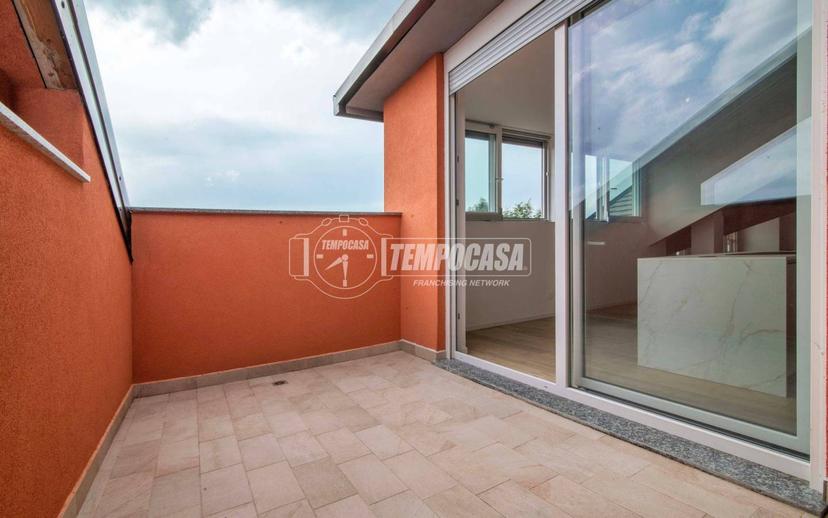 Trilocale via del Carso 18, Gorla Minore — foto 18 di 22