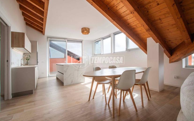 Trilocale via del Carso 18, Gorla Minore — foto 4 di 22