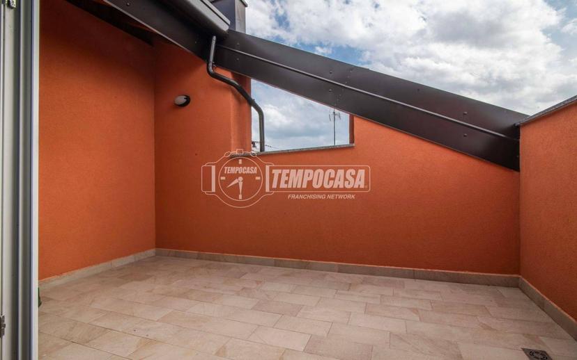 Trilocale via del Carso 18, Gorla Minore — foto 13 di 22