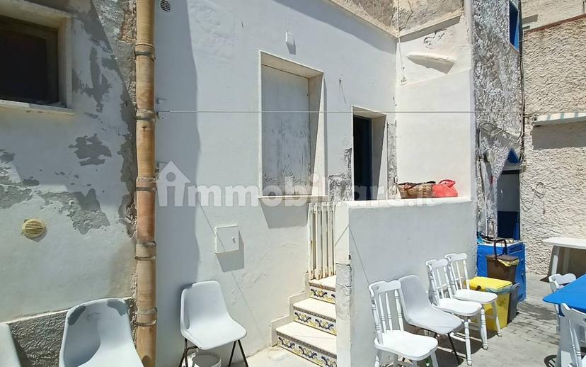 Monolocale via San Simone, Marettimo, Favignana — foto 2 di 38