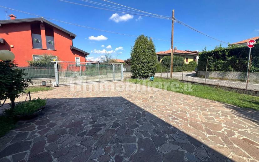 Villa unifamiliare via Alcide De Gasperi 5, Centro, Olgiate Comasco — foto 37 di 53