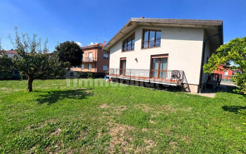 Villa unifamiliare via Alcide De Gasperi 5, Centro, Olgiate Comasco — foto 13 di 53