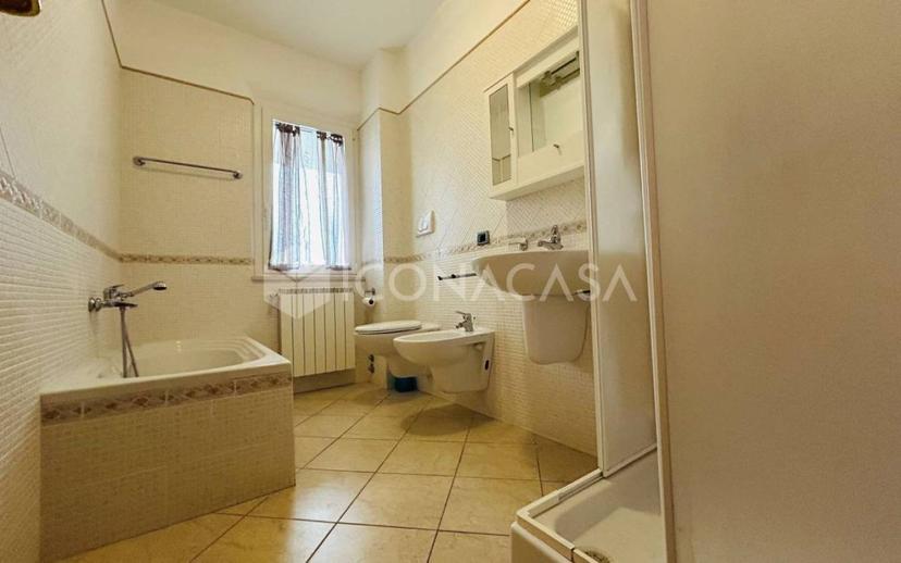 Trilocale via Genova, Centro, Termoli — foto 3 di 29
