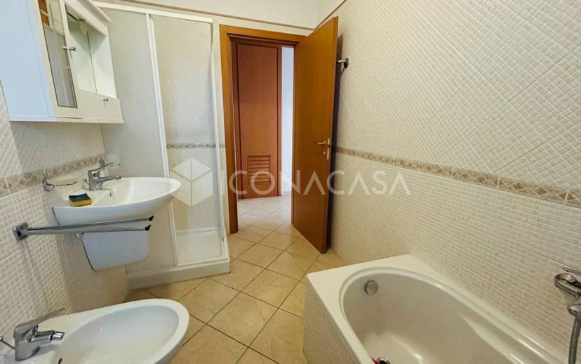 Trilocale via Genova, Centro, Termoli — foto 25 di 29