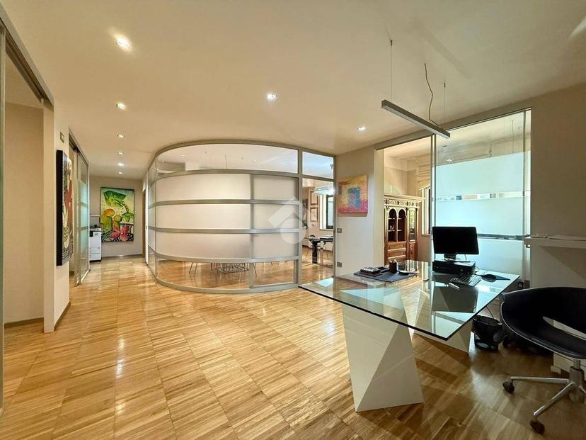Appartamento via Livorno 105, Centro, Potenza — foto 2 di 42