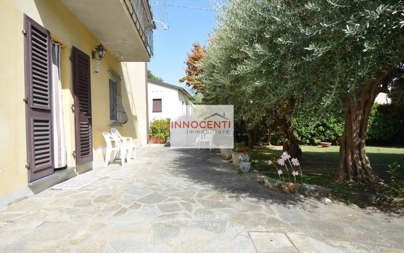 Villa unifamiliare via Comuni d'Europa, Montuolo, Lucca — foto 26 di 39