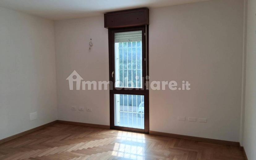 Appartamento ottimo stato, primo piano, Carrozzone, Reggio Emilia — foto 19 di 20