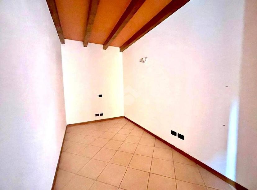 Trilocale via Calestani 1, Centro, Fiorenzuola d'Arda — foto 4 di 20