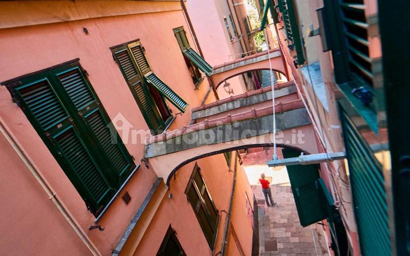Trilocale Vico Perata, Centro, Varazze — foto 7 di 16