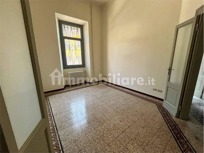 Trilocale via Garibaldi, Centro, Somma Lombardo