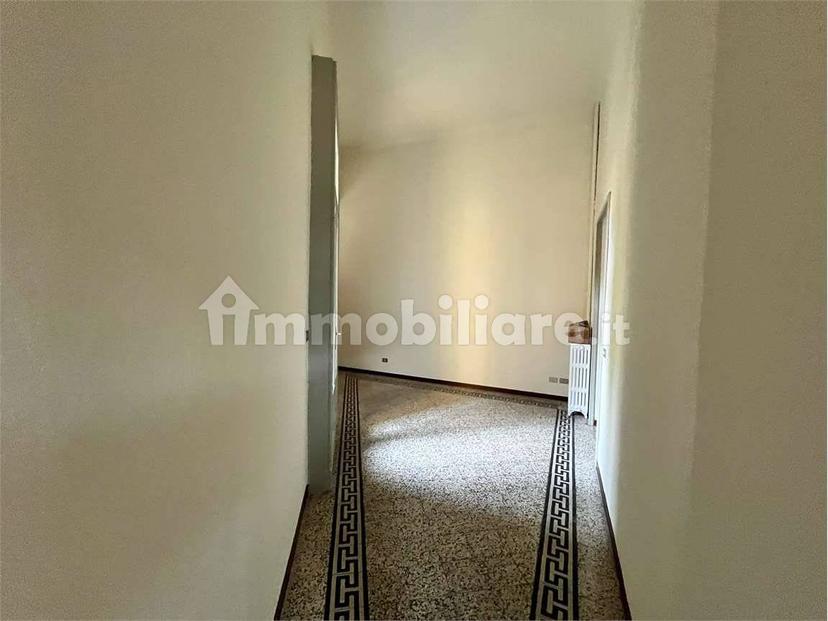 Trilocale via Garibaldi, Centro, Somma Lombardo — foto 7 di 10